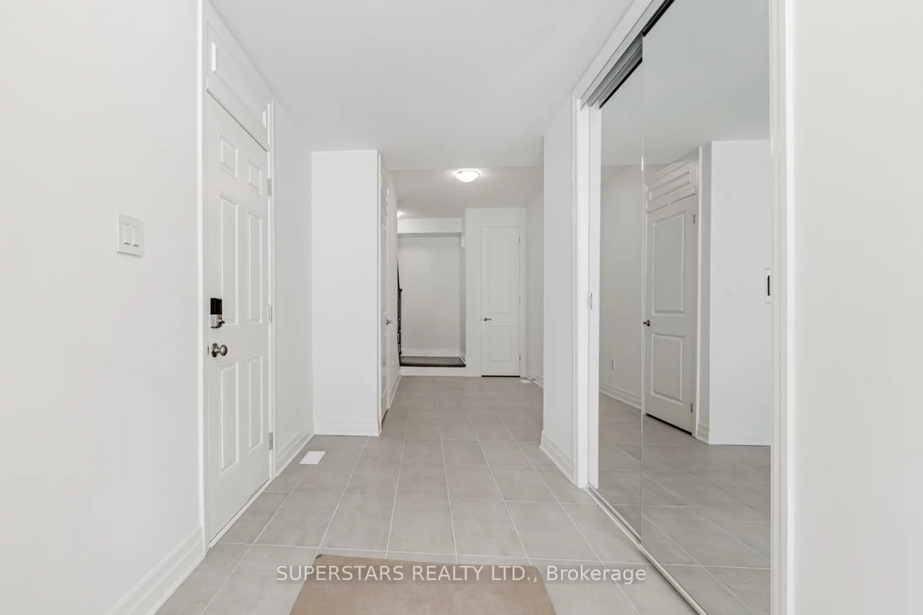 19, Avani, Victoria Square, Markham