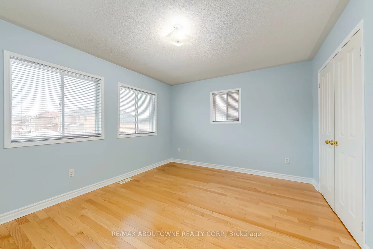 83, Bur Oak, Berczy, Markham