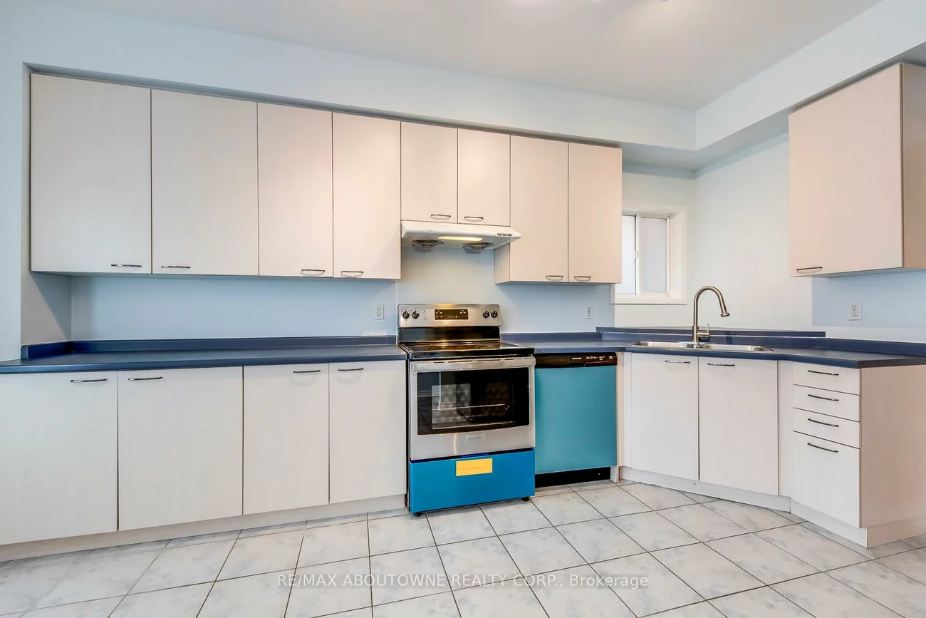 83, Bur Oak, Berczy, Markham