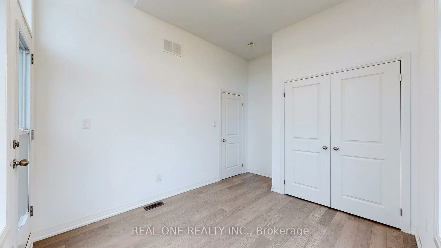 125, Markland, Cachet, Markham