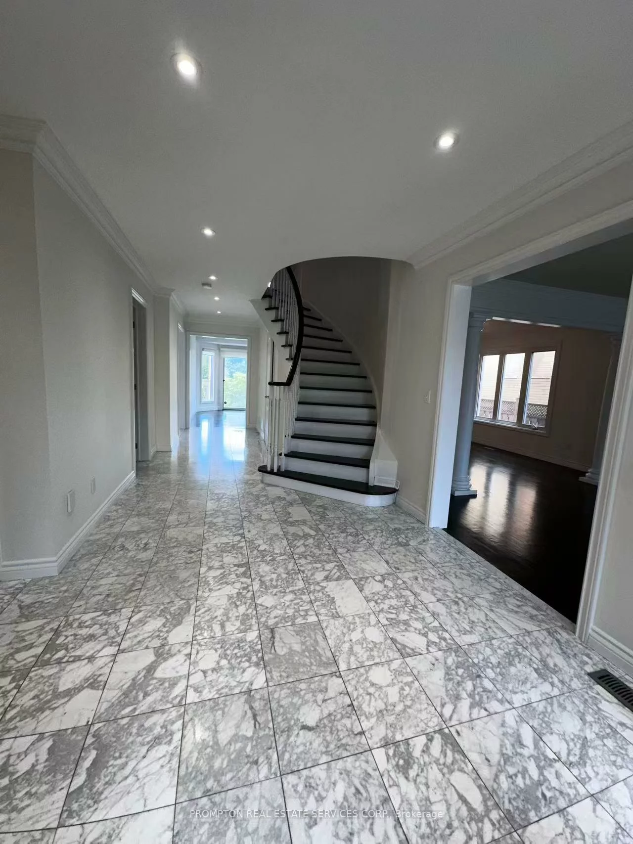 32, Charrington, Unionville, Markham