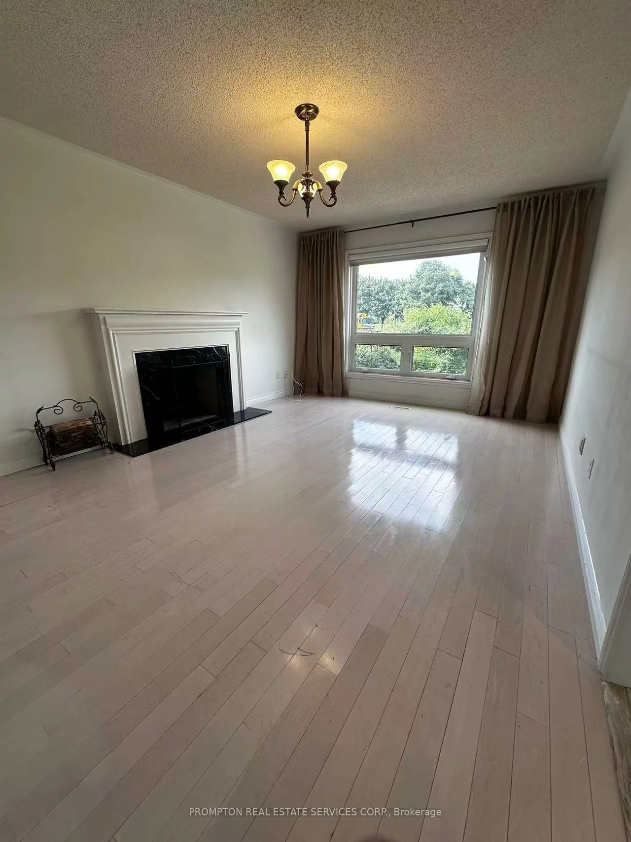 32, Charrington, Unionville, Markham