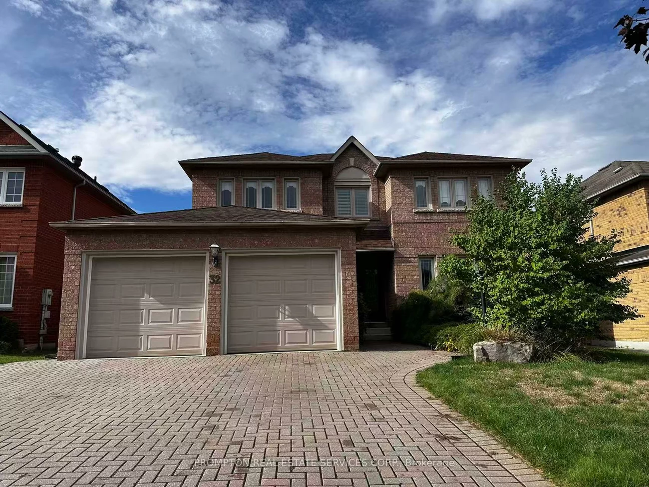 32, Charrington, Unionville, Markham
