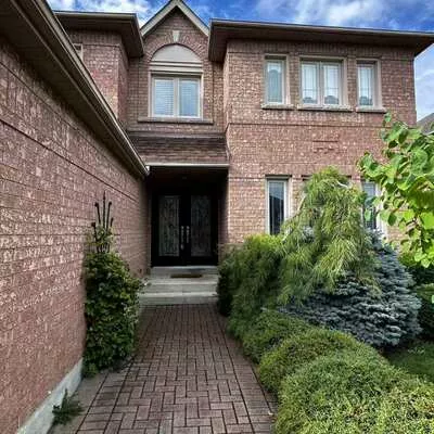 32, Charrington, Unionville, Markham