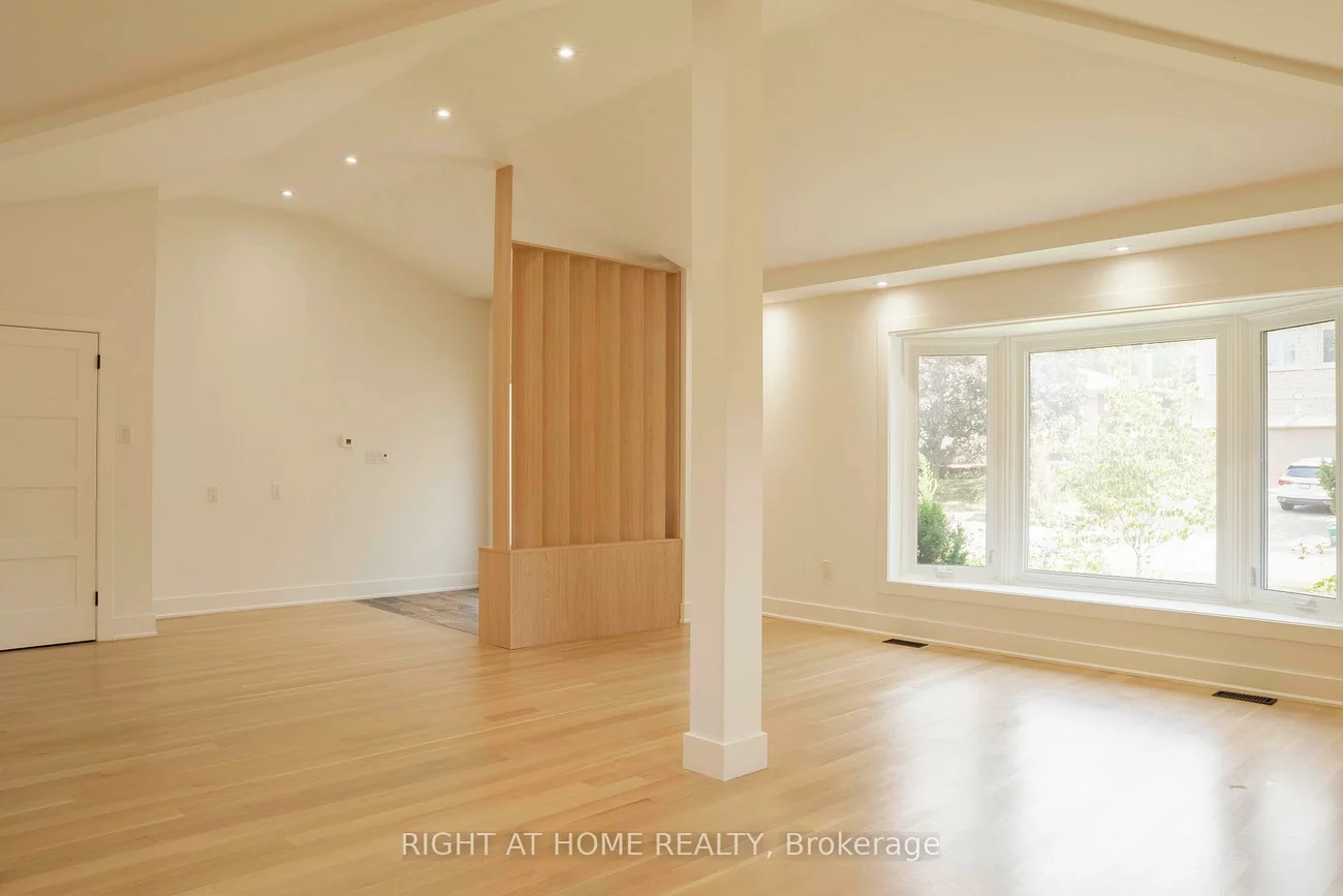 34, Wildrose, Bayview Glen, Markham