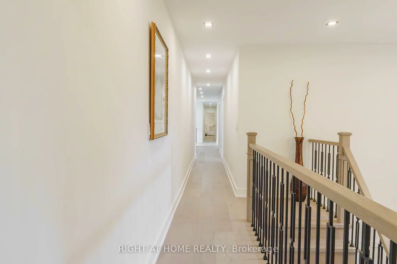 6, Ladyslipper, Bayview Glen, Markham