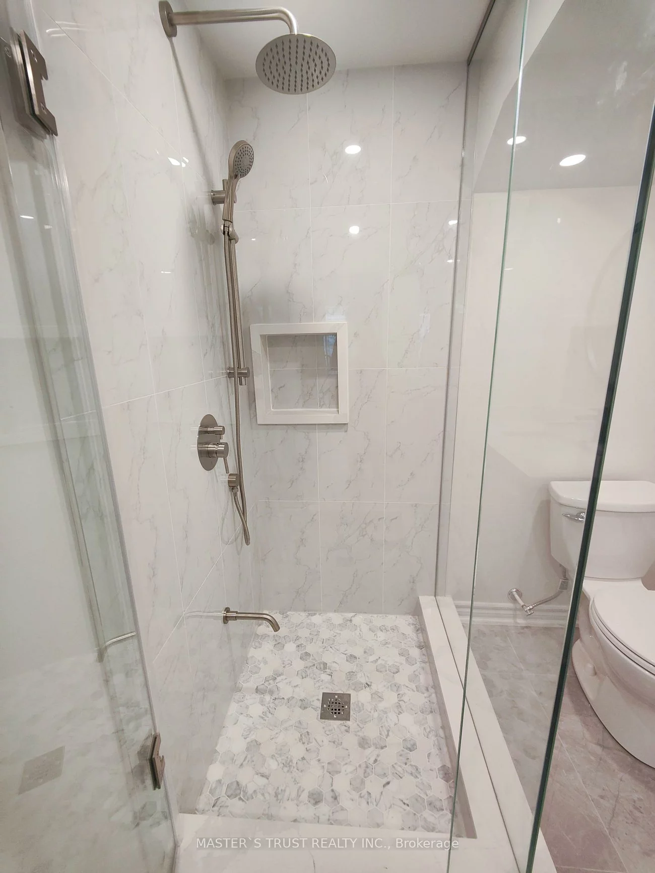 14, Summerfeldt, Unionville, Markham