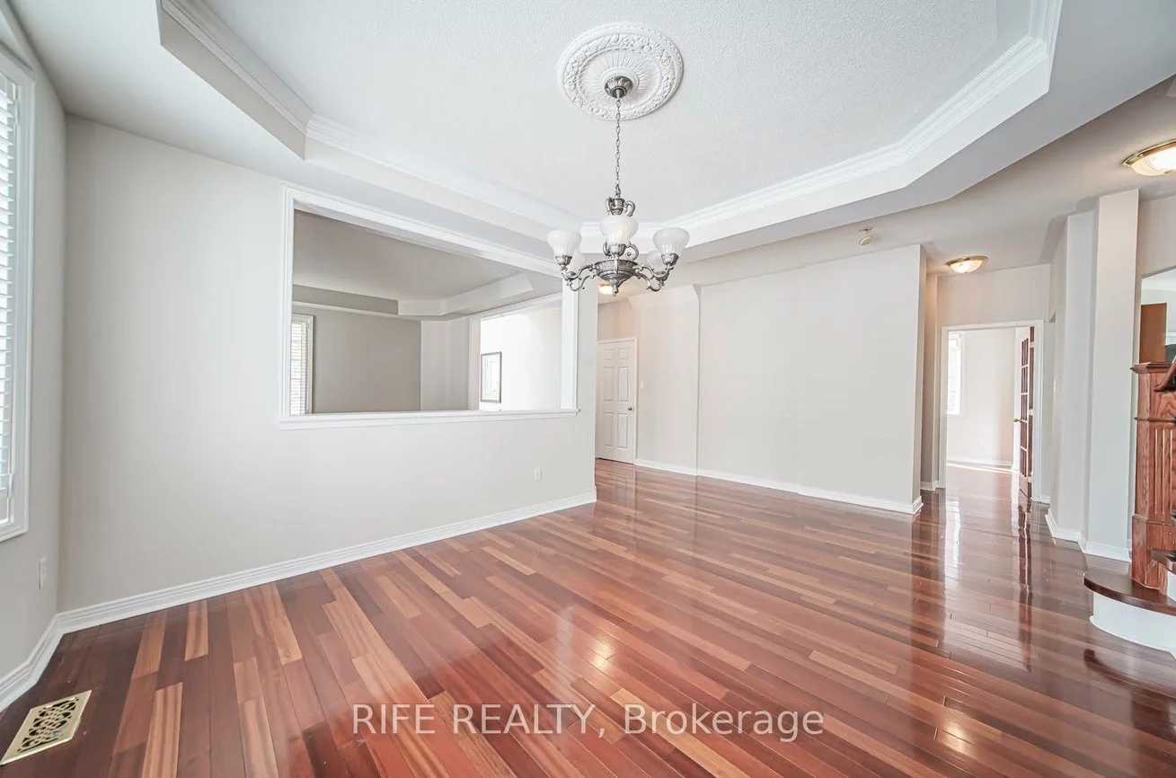 37, Burndenford, Markville, Markham