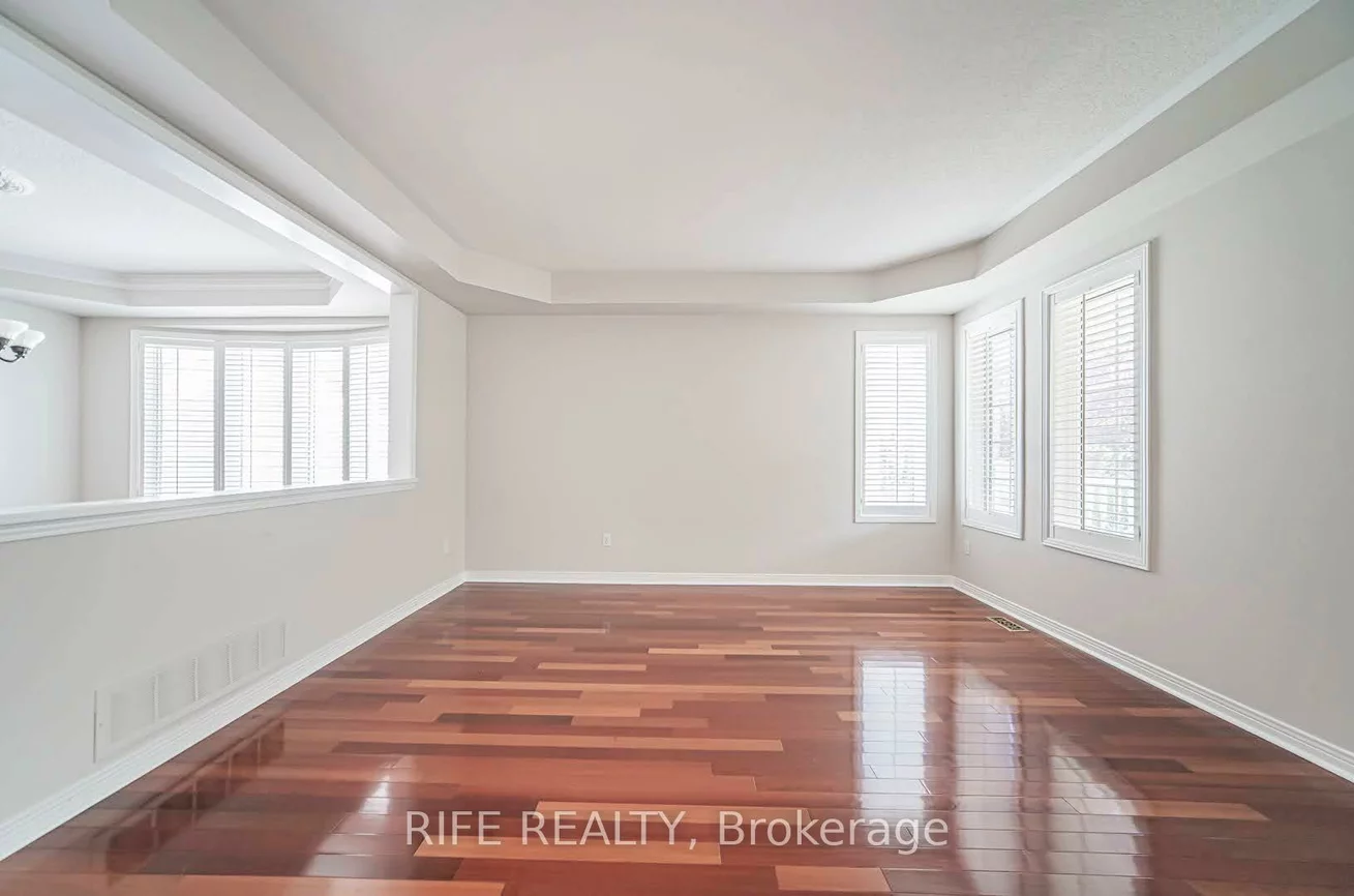 37, Burndenford, Markville, Markham