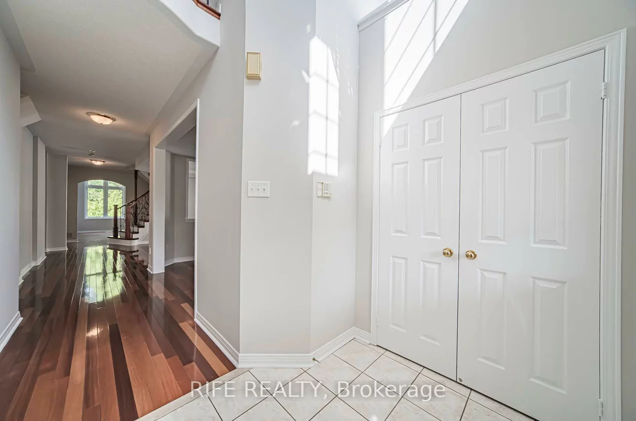 37, Burndenford, Markville, Markham