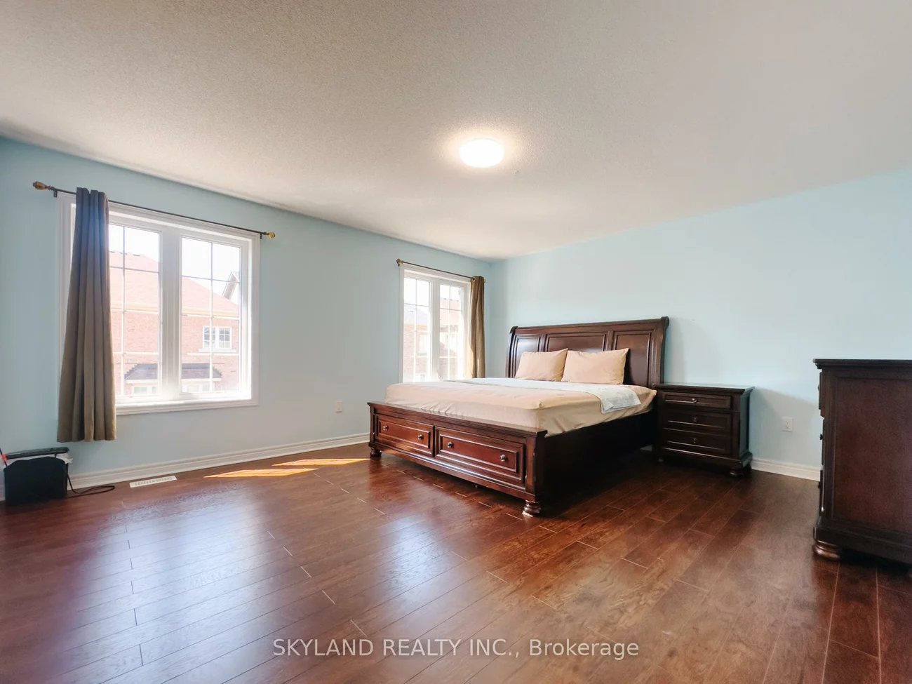 57, Robert Osprey, Cathedraltown, Markham