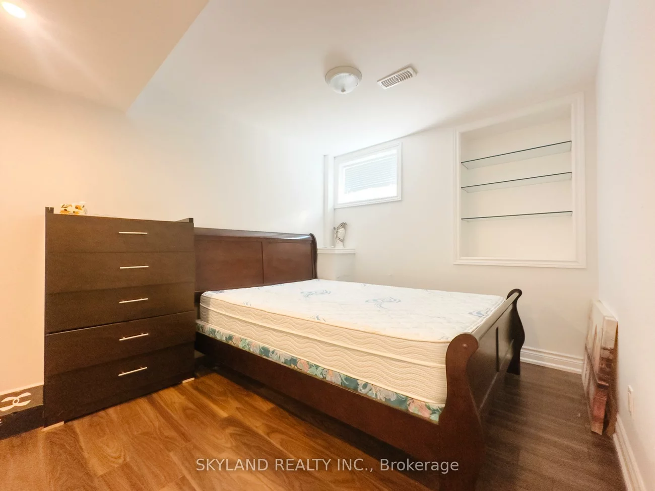 57, Robert Osprey, Cathedraltown, Markham