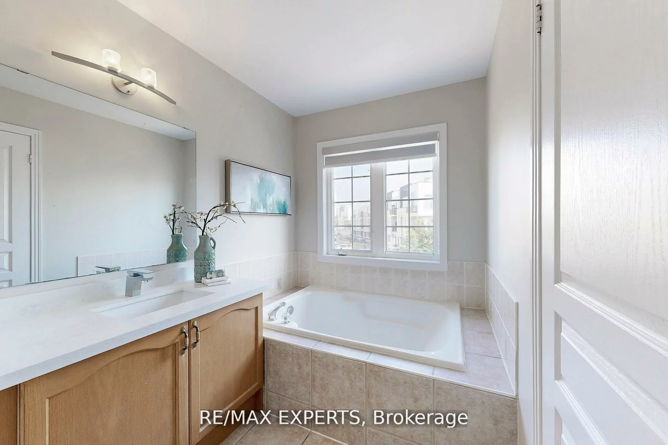 187, Hopecrest, Cachet, Markham