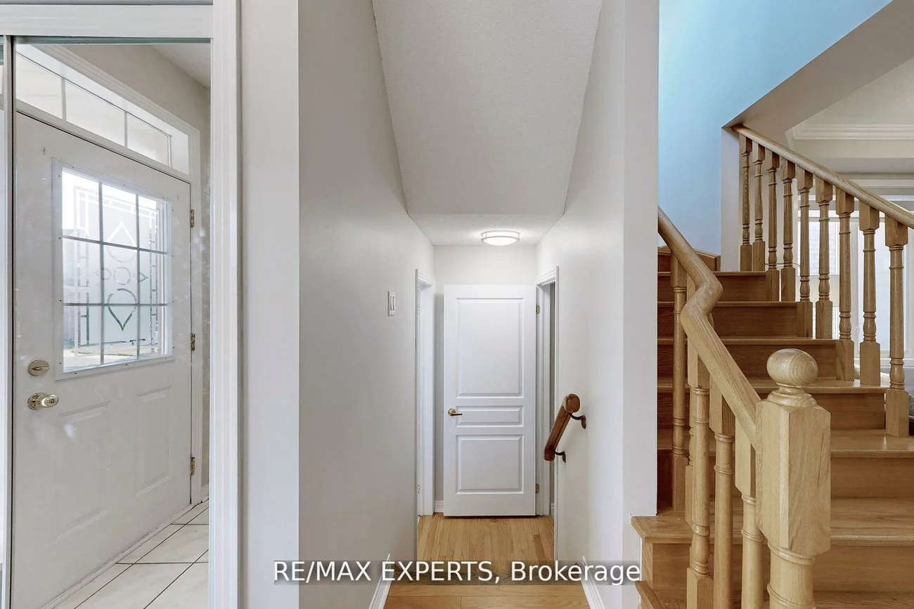 187, Hopecrest, Cachet, Markham