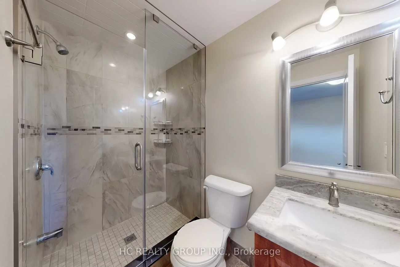 2, Heathrow, Milliken Mills West, Markham