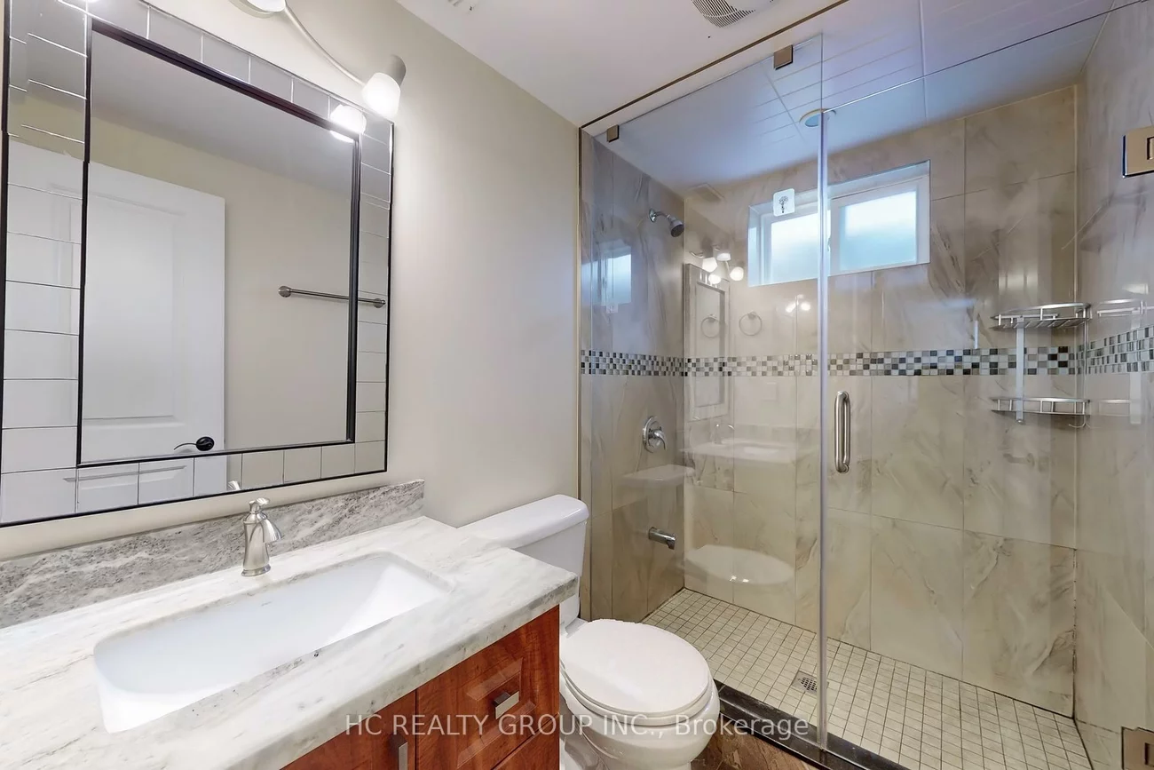 2, Heathrow, Milliken Mills West, Markham