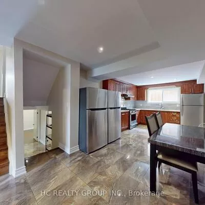 2, Heathrow, Milliken Mills West, Markham