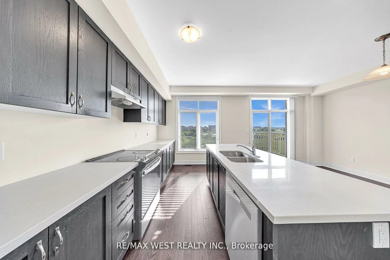 8, Andress, Cedarwood, Markham