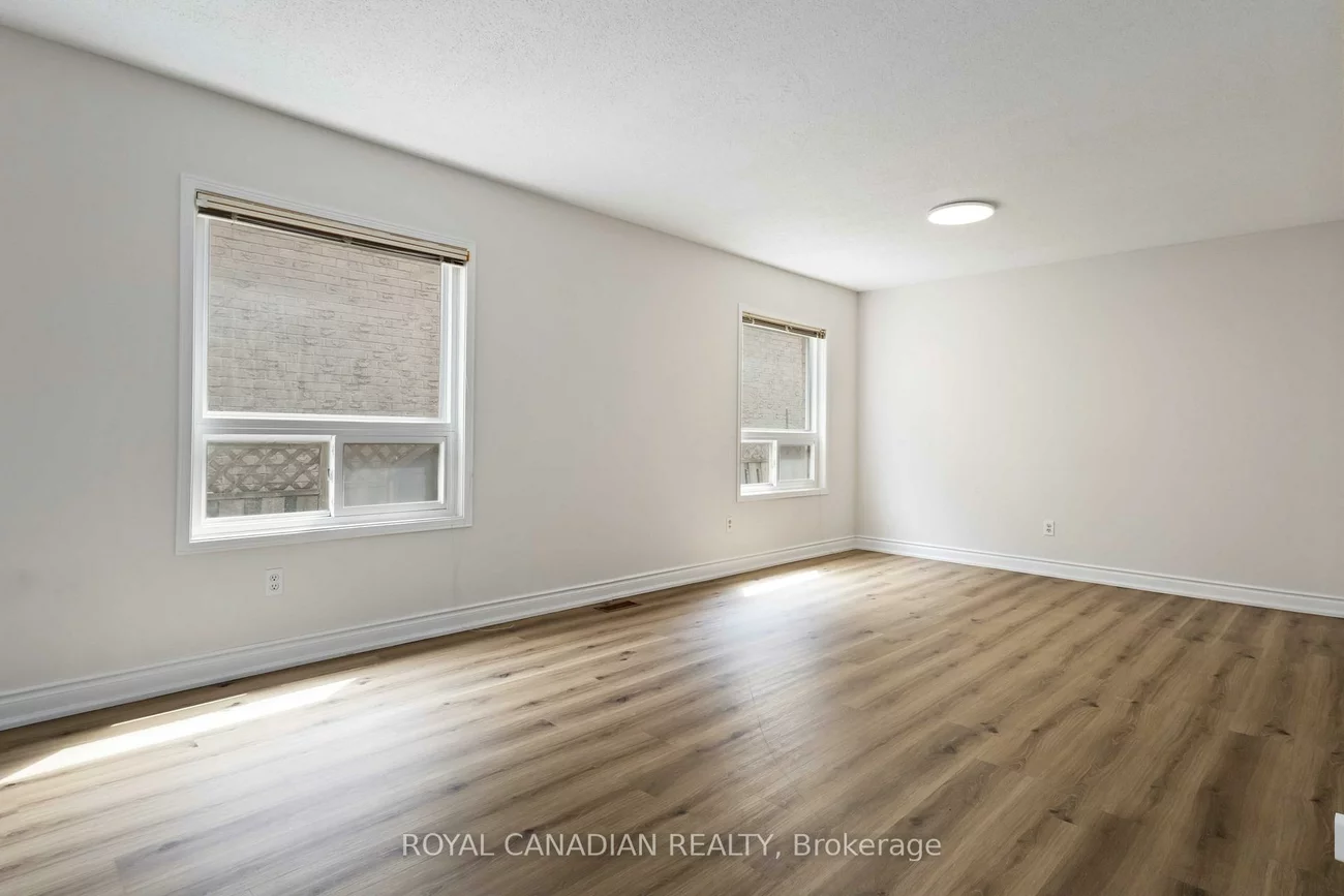 107, Joycedale, Middlefield, Markham
