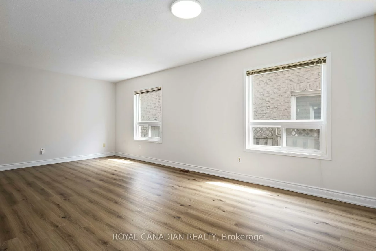 107, Joycedale, Middlefield, Markham