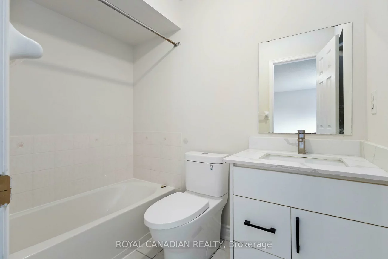 107, Joycedale, Middlefield, Markham