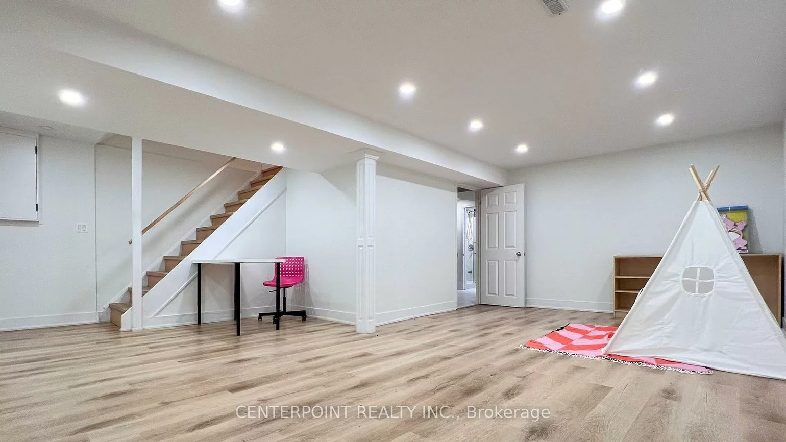 44, Kenley, Milliken Mills East, Markham
