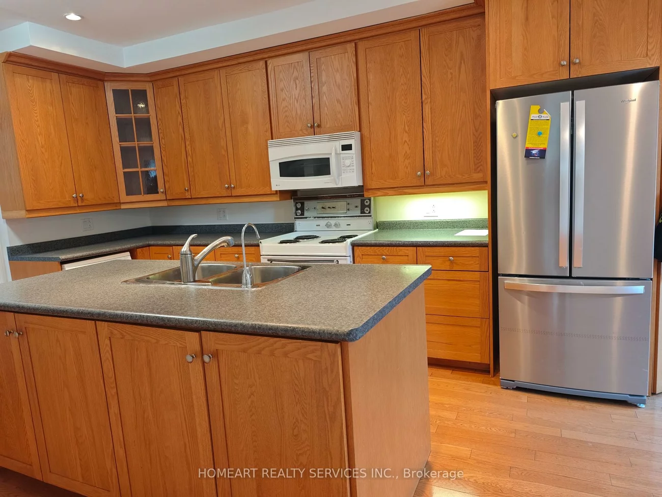 6, Rouge, Vinegar Hill, Markham