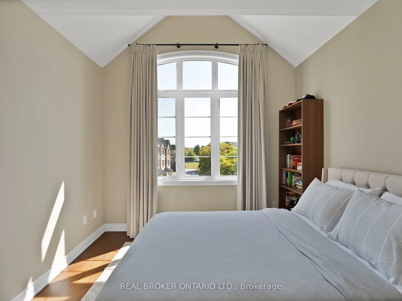 30, Island Green, Angus Glen, Markham