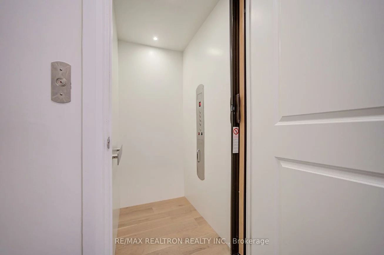 8, Yans, Buttonville, Markham