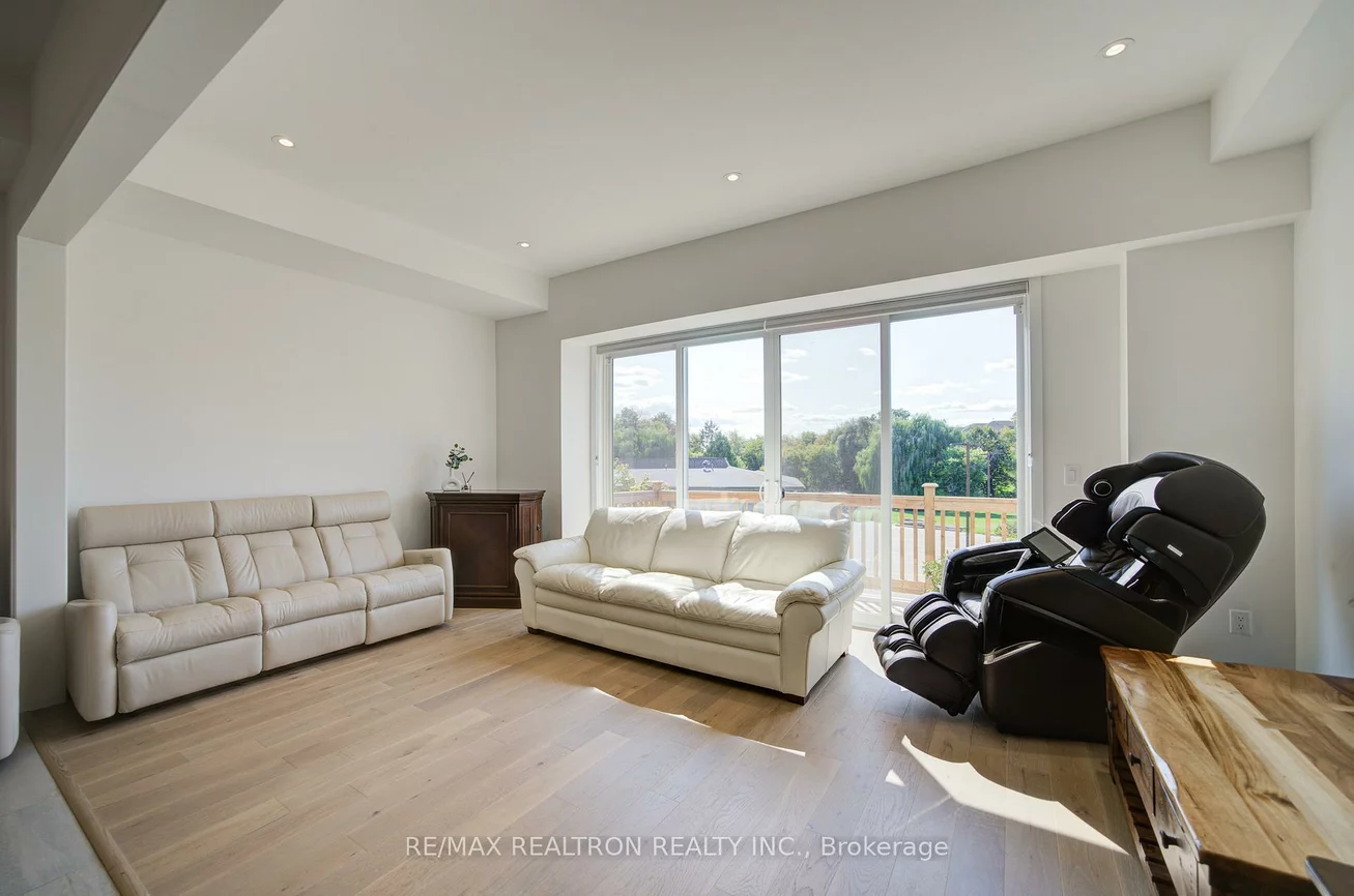 8, Yans, Buttonville, Markham