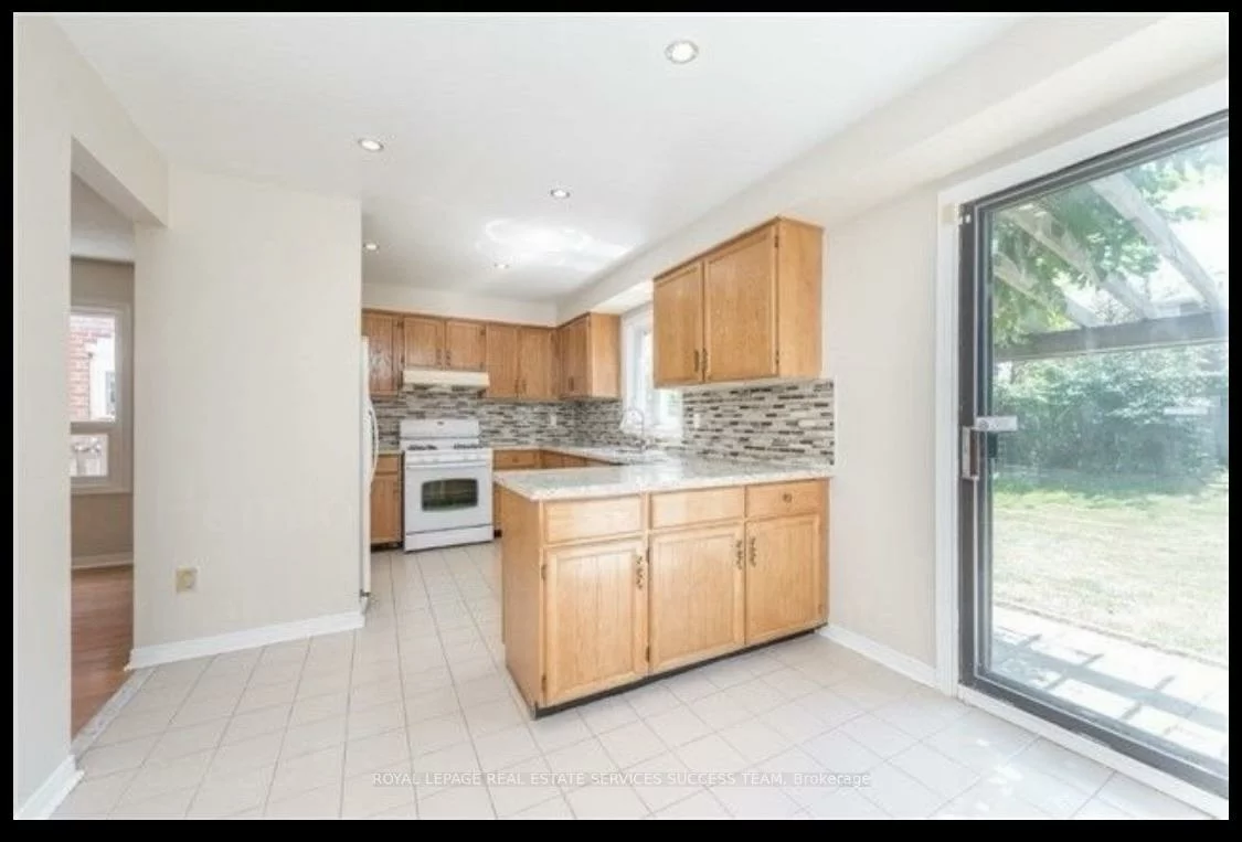 33, HEMLOCK, Raymerville, Markham
