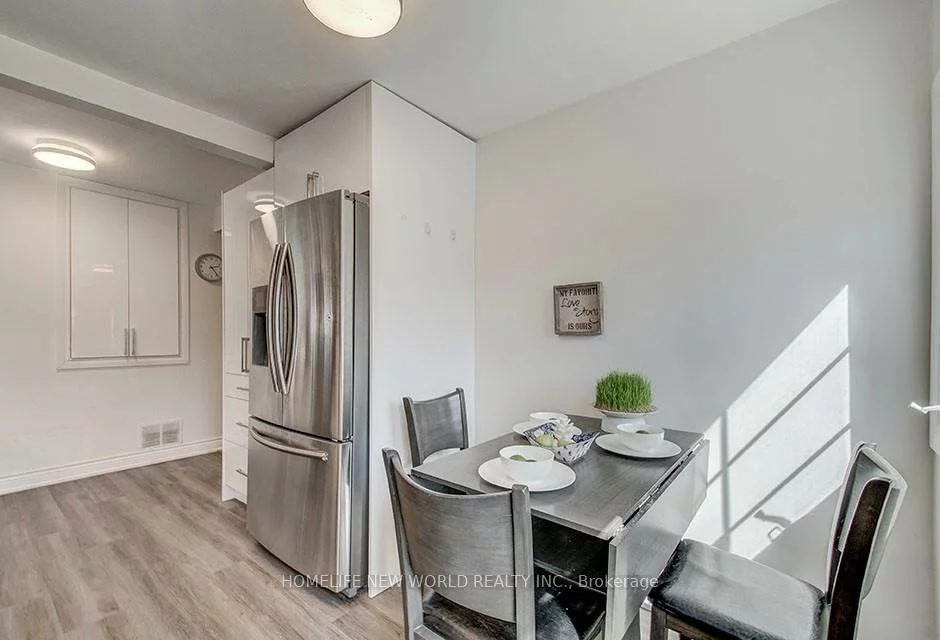 85, Clark, Thornhill, Markham