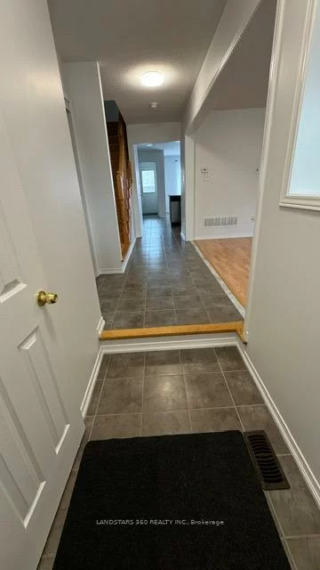 1081, Bur Oak, Wismer, Markham