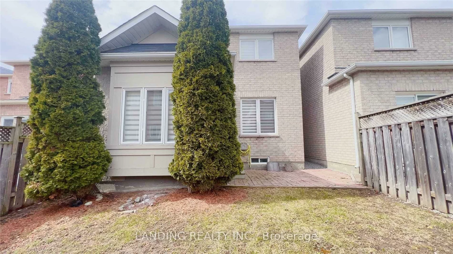 35, Briarcrest, Berczy, Markham