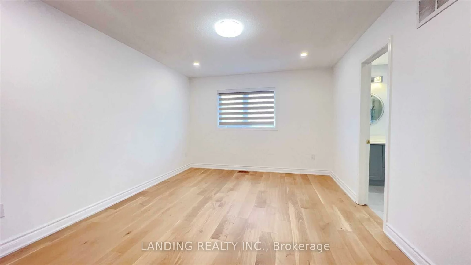 35, Briarcrest, Berczy, Markham