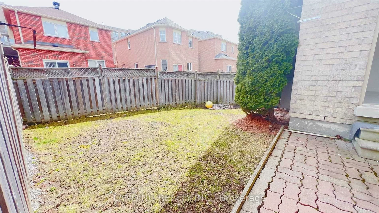 35, Briarcrest, Berczy, Markham