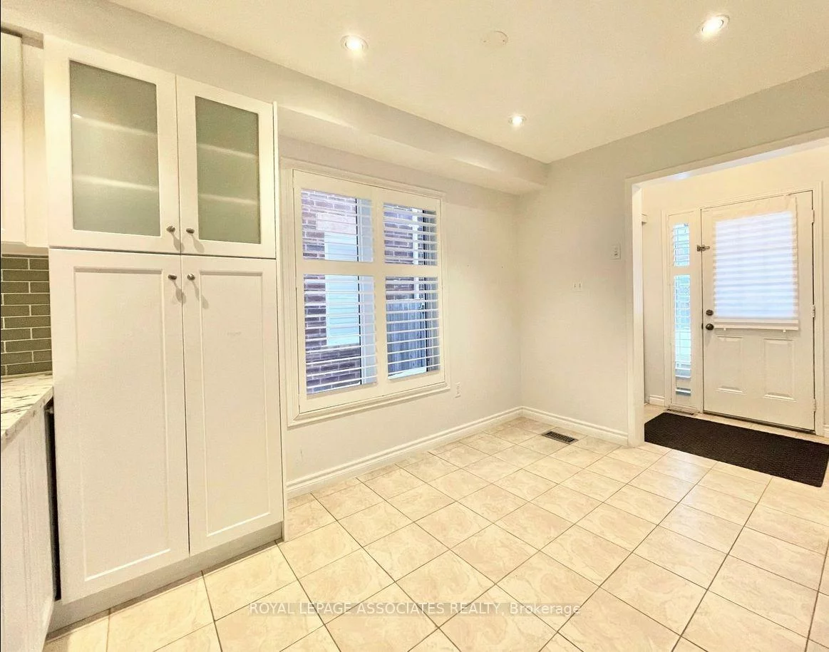30, Stockport, Cornell, Markham