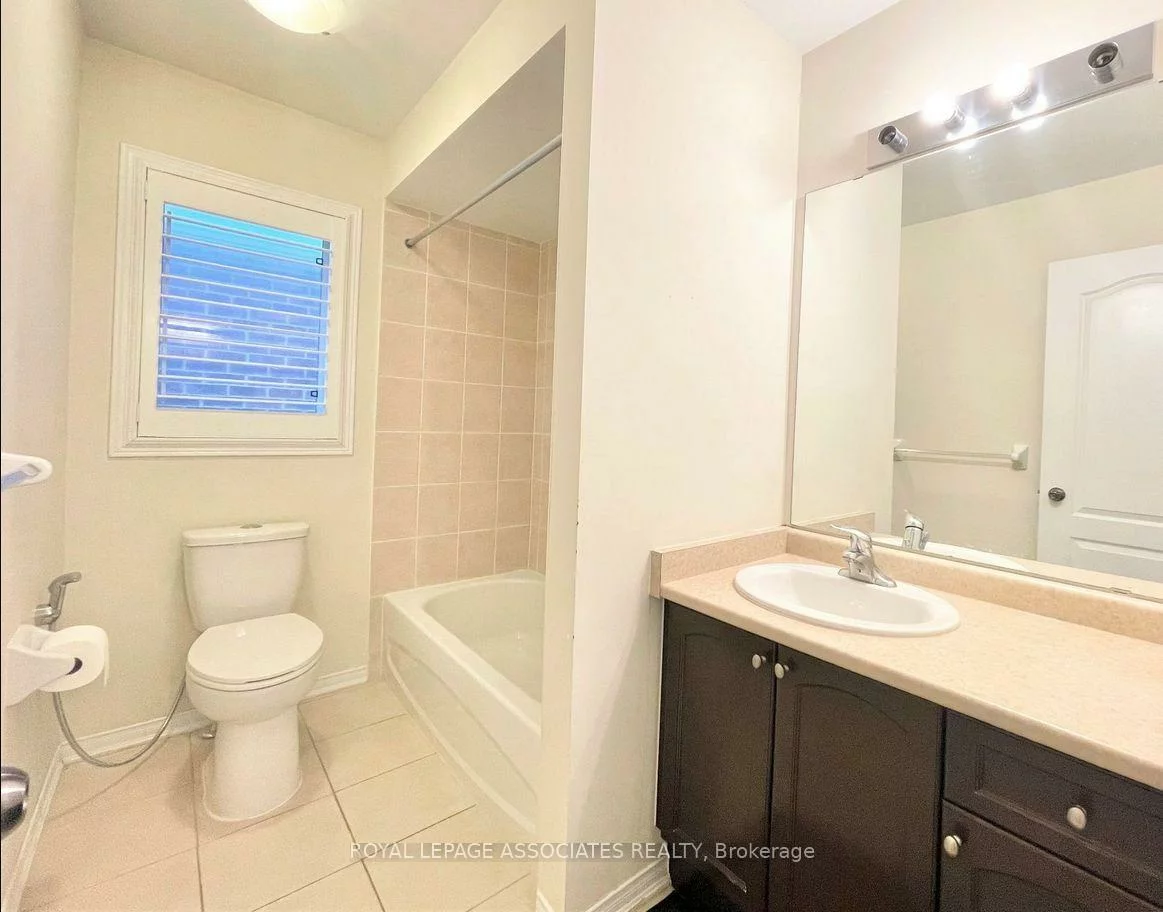 30, Stockport, Cornell, Markham