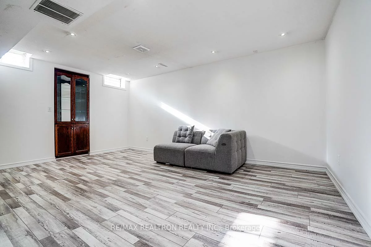 22, Alfred Paterson, Greensborough, Markham