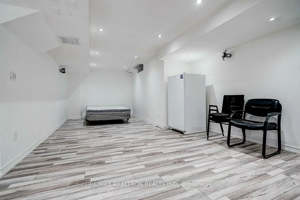 22, Alfred Paterson, Greensborough, Markham