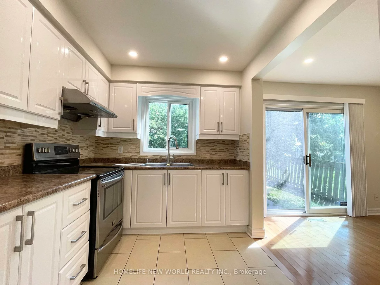 15, Duxford, Milliken Mills East, Markham