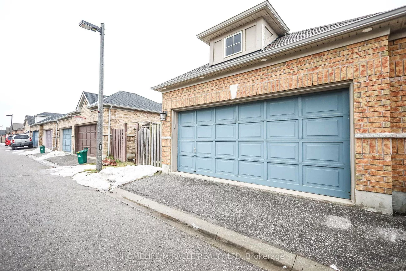 73, Andriana, Box Grove, Markham