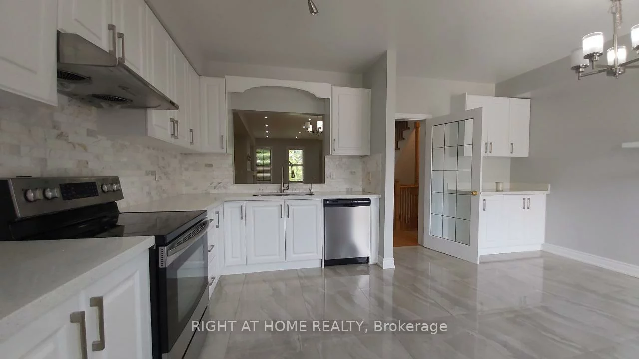 28, Pond, Commerce Valley, Markham