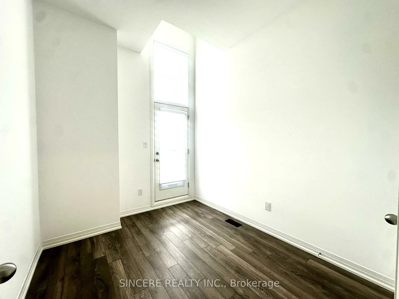 127, Markland, Cachet, Markham