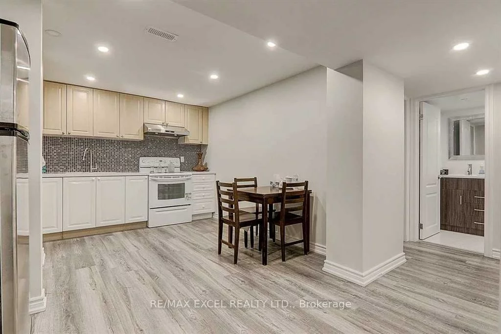 56, Robinson, Bullock, Markham