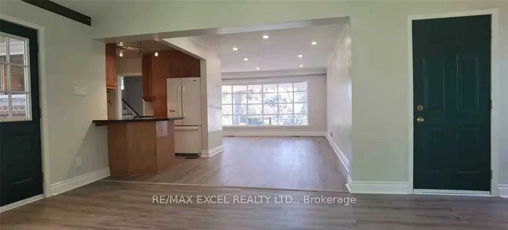 56, Robinson, Bullock, Markham