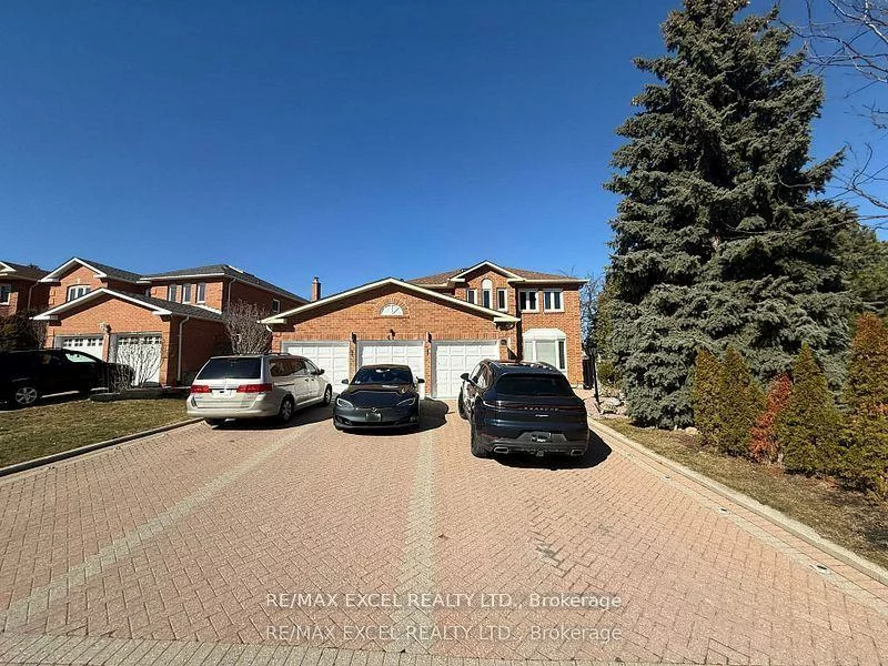 61, Nadine, Unionville, Markham