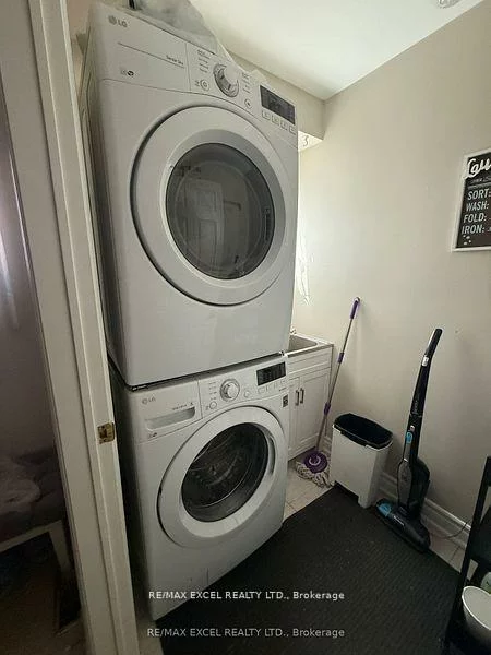 61, Nadine, Unionville, Markham