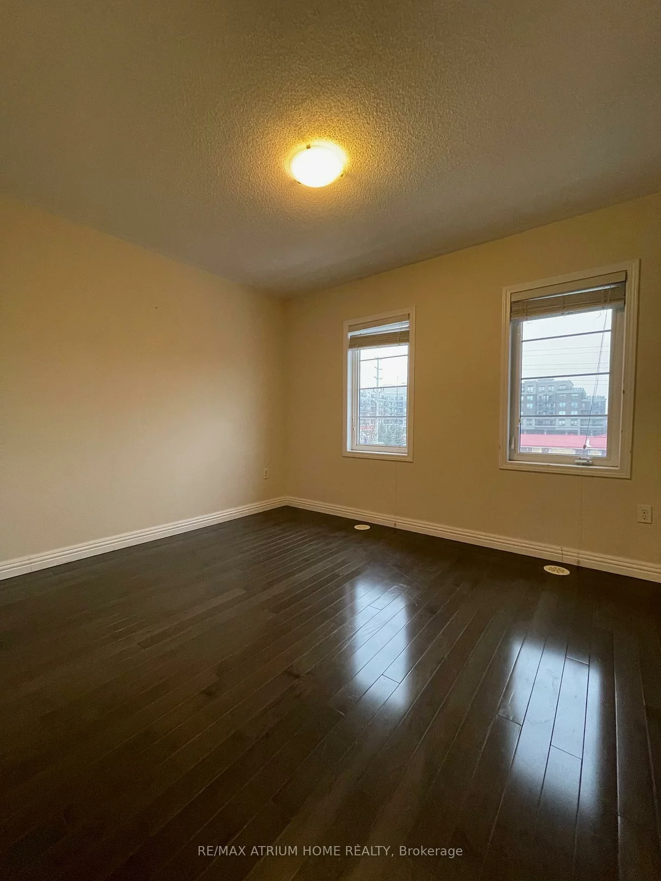 46, Beehive, Wismer, Markham