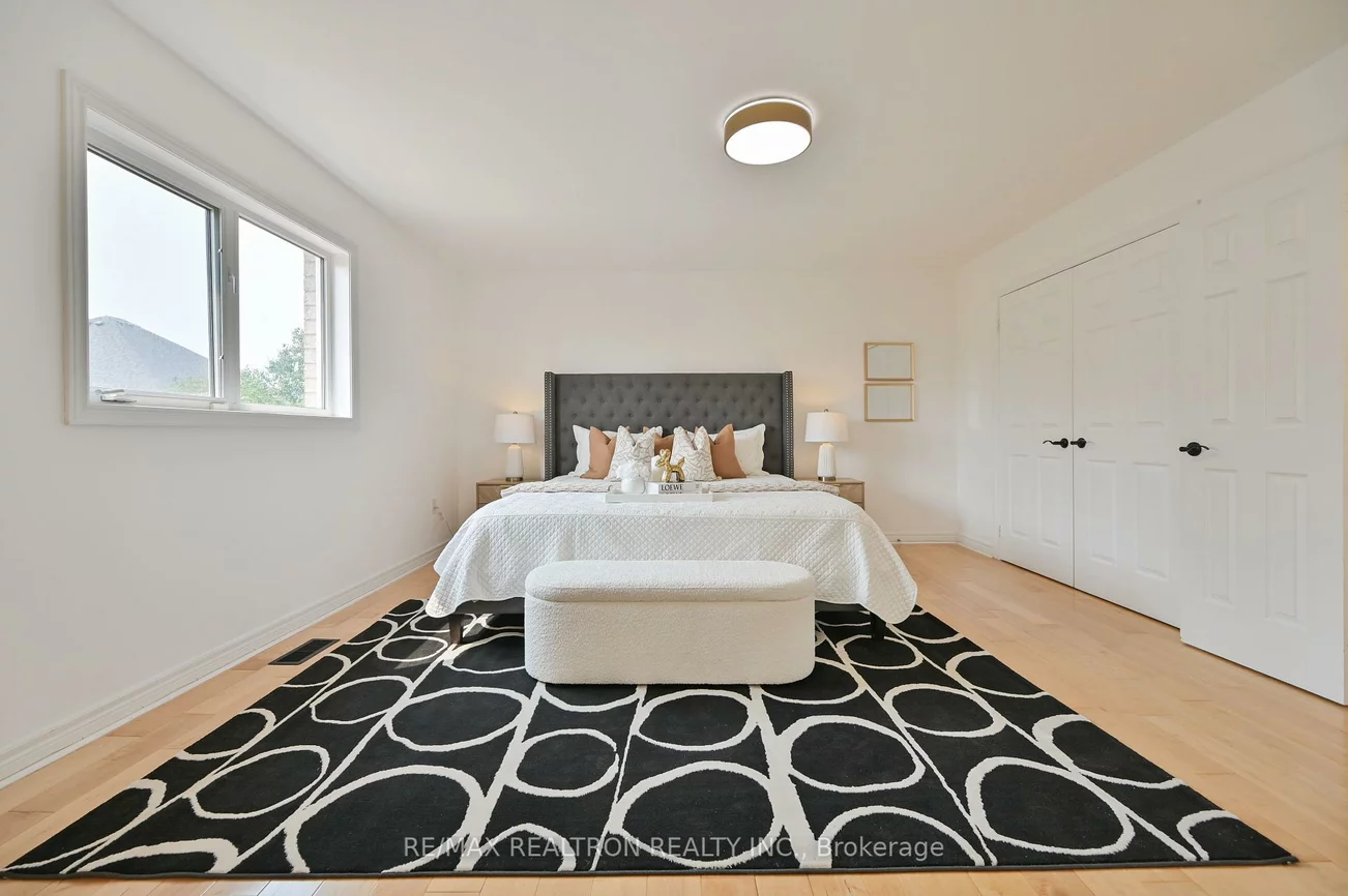 6, Renberg, Cachet, Markham